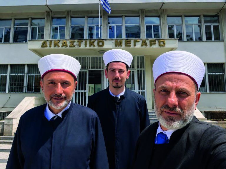 Η Δικαιοσύνη έστειλε μήνυμα: Κανείς δεν διώχνεται από χώρο προσευχής