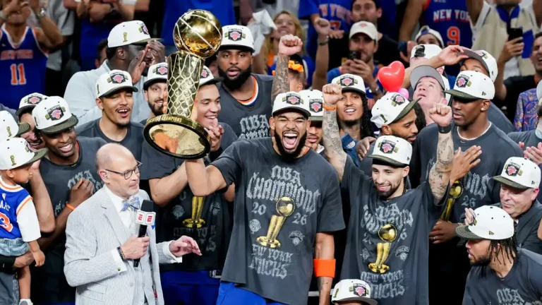 NBA: Μετά από 53 χρόνια το πρωτάθλημα στη Νέα Υόρκη! (VIDEO)