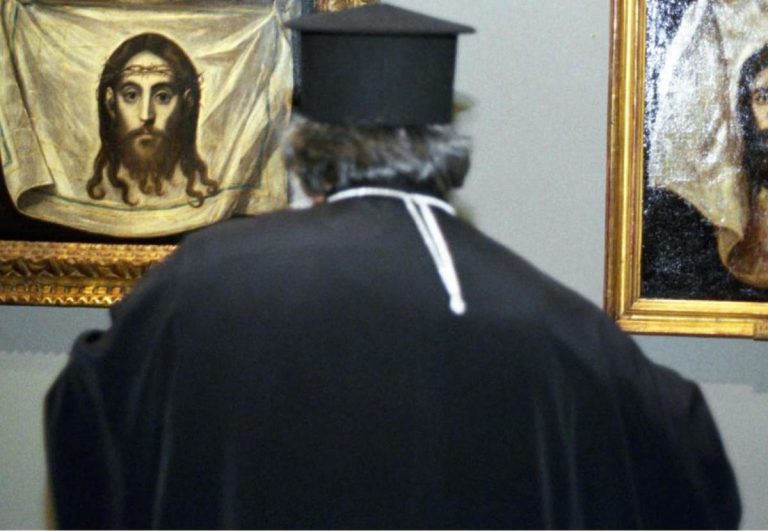 Πασίγνωστος Έλληνας ηθοποιός έβαλε τα ράσα – Δείτε τον σε μοναστήρι του Αγίου Όρους (Video+photo)