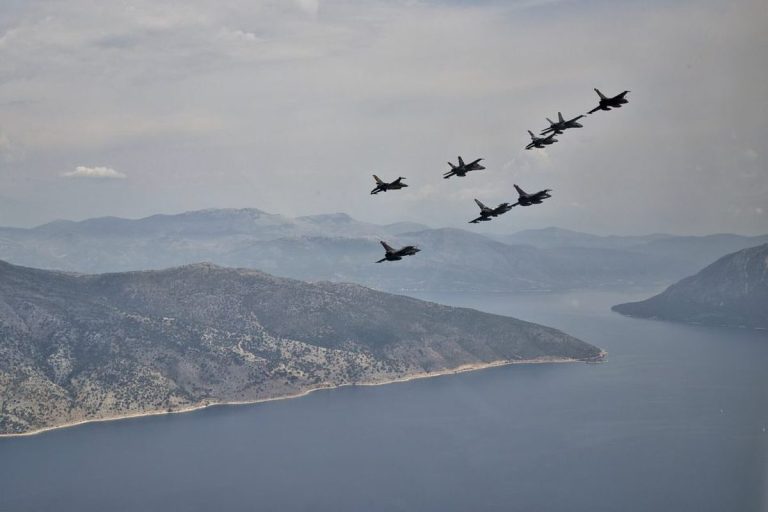 Μπαράζ τουρκικών παραβιάσεων στο Αιγαίο με drone, ελικόπτερο και οπλισμένα F16!