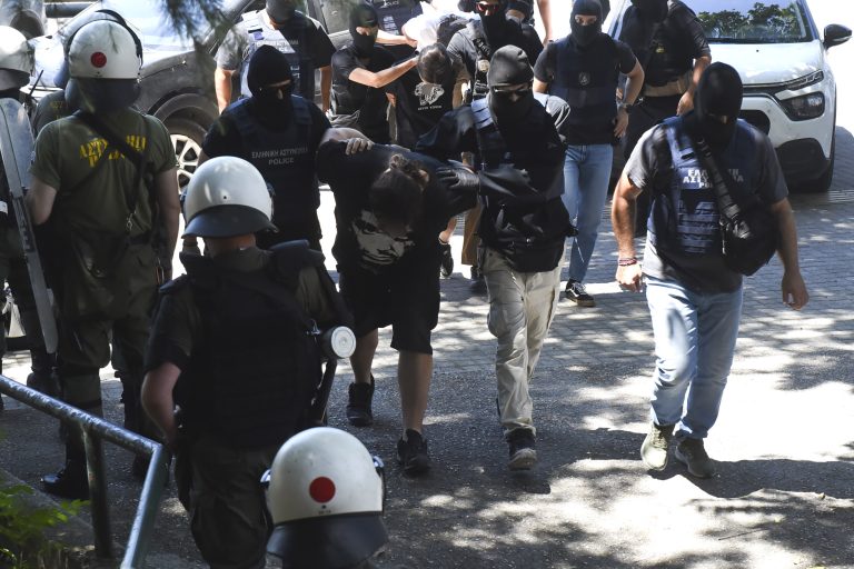Νέα στοιχεία στην υπόθεση της Βάγιας Νέστορα – Τα αντικείμενα που μπαίνουν στο μικροσκόπιο των ερευνών (video)