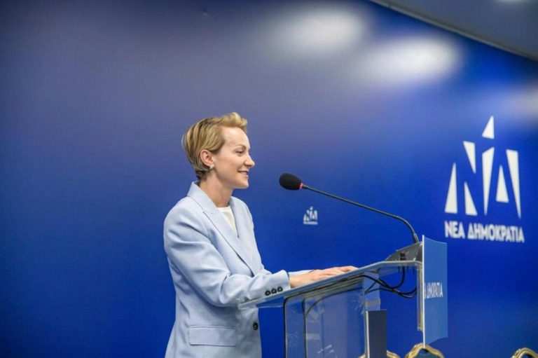 Αλεξάνδρα Σδούκου: Μάστορα που σε κορόιδεψε, δεν τον ξαναβάζεις στο σπίτι!