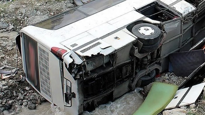 Αλγερία: Τουλάχιστον 25 νεκροί σε λεωφορείο που βγήκε από το δρόμο