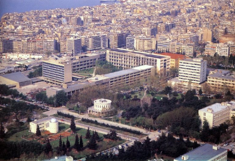 Έρευνα karfitsa.gr: Φοιτητούπολη χωρίς… φοιτητικά σπίτια – Η στεγαστική κρίση διώχνει τους φοιτητές από το κέντρο της Θεσσαλονίκης