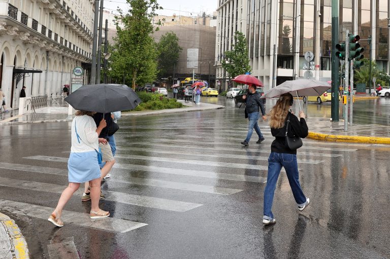 Αλλάζει απότομα το σκηνικό του καιρού από το βράδυ – Καταιγίδες και στην Αττική (video)