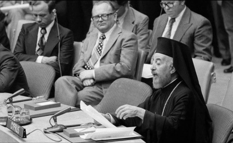 Σαν σήμερα 19 Ιουλίου 1974: Η δραματική ομιλία Μακάριου στον ΟΗΕ 24 ώρες πριν τον «Αττίλα» (VIDEO)