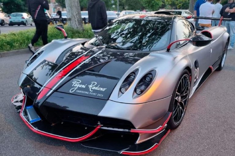 Το hypercar που «ζει» σαν… οικογενειακό αυτοκίνητο
