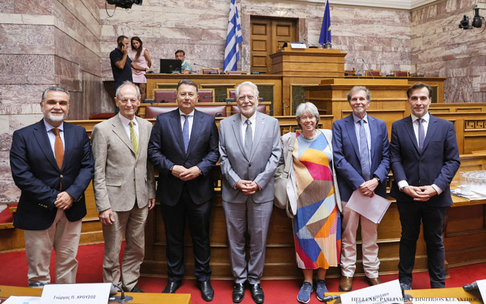Ημερίδα στη Βουλή για την παιδική υγεία – Στύλιος, ΠΟΥ και διεθνείς επιστήμονες στο επίκεντρο