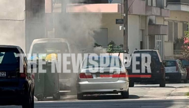 Βόλος: Πρόλαβε να βγει από το αυτοκίνητο όταν έπιασε φωτιά (VIDEO)