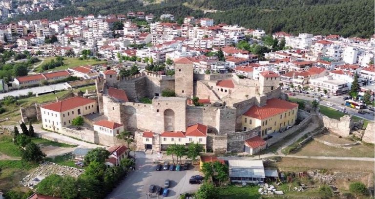 YΠΠΟ: Με σύγχρονο φωτισμό Λευκός Πύργος, Βυζαντινά Τείχη και Επταπύργιο (Photo)