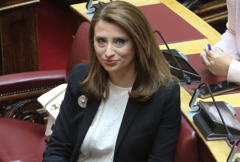 «Ψαλίδι» στην ΚΟ του ΣΥΡΙΖΑ: Εκτός η Κασιμάτη, στους 10 οι βουλευτές