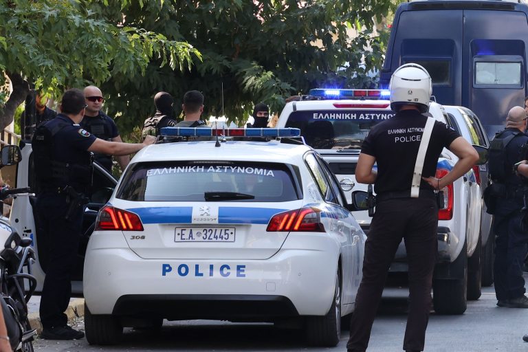 Marfin: Προθεσμία για την Τρίτη έλαβε η 46χρονη – Κρατείται στην ΓΑΔΑ (video)