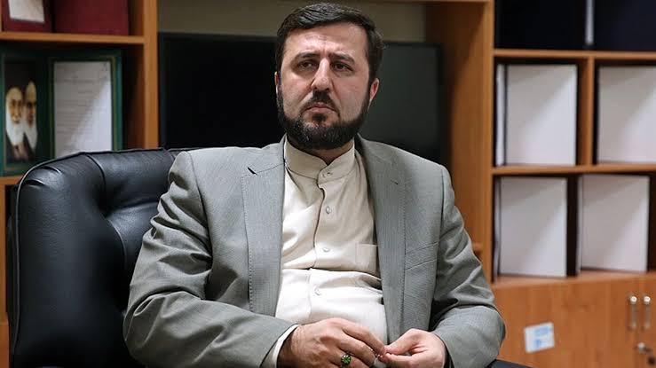 Ιράν: «Τα Στενά του Ορμούζ δεν μπορούν να καταληφθούν με τιτιβίσματα»