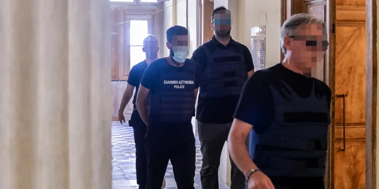 Σήμερα αποφασίζουν οι δικαστές αν θα προφυλακιστεί ο 41χρονος για την δολοφονία της διασώστριας στη Σύρο