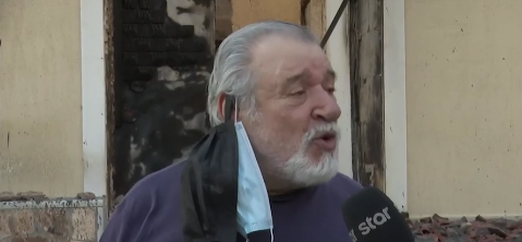 «Τι να πρωτοπώ;»: Η στιγμή που ο Τάσος Χαλκιάς λύγισε μπροστά στο καμένο σπίτι του (VIDEO)