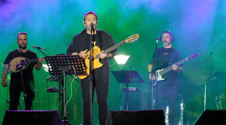 Κώστας Μακεδόνας: Καλοκαιρινή περιοδεία σε Ελλάδα και Κύπρο