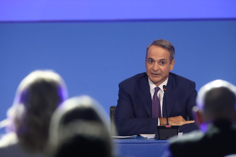 «Καρφί» Μητσοτάκη σε Σαμαρά: «Απ’ ό,τι θυμάμαι, πήρε 18%»