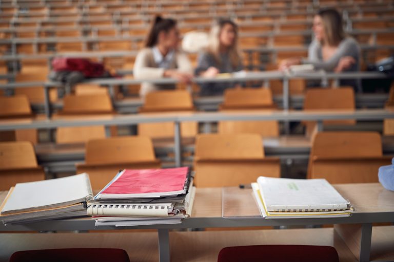 ΑΕΙ: Λήγει η προθεσμία εγγραφών – Η διαδικασία και οι απαραίτητοι κωδικοί
