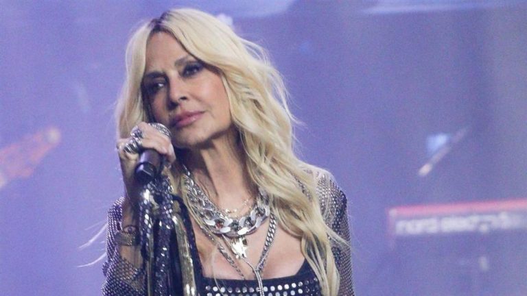 Άννα Βίσση για Καρβέλα: «Υποκρισία, απειλές και απαίτηση για 1.500.000 ευρώ – Θα πάμε κόντρα κι όπου βγει»