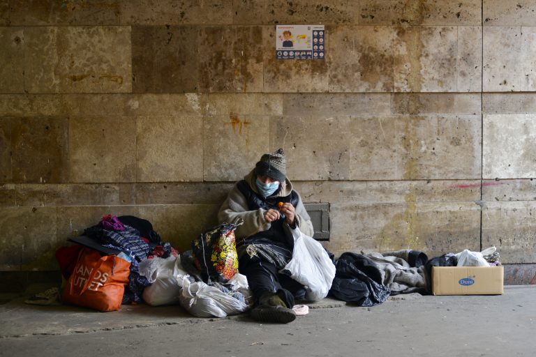 Στους 166.000 οι ηλικιωμένοι που είναι άστεγοι στην ΕΕ και το Ηνωμένο Βασίλειο