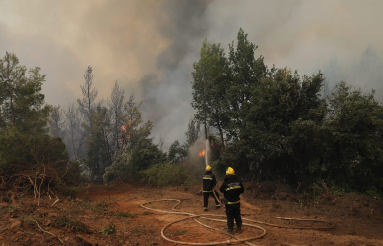 Μεγάλη φωτιά τώρα στην Εύβοια – Ήχησε το 112