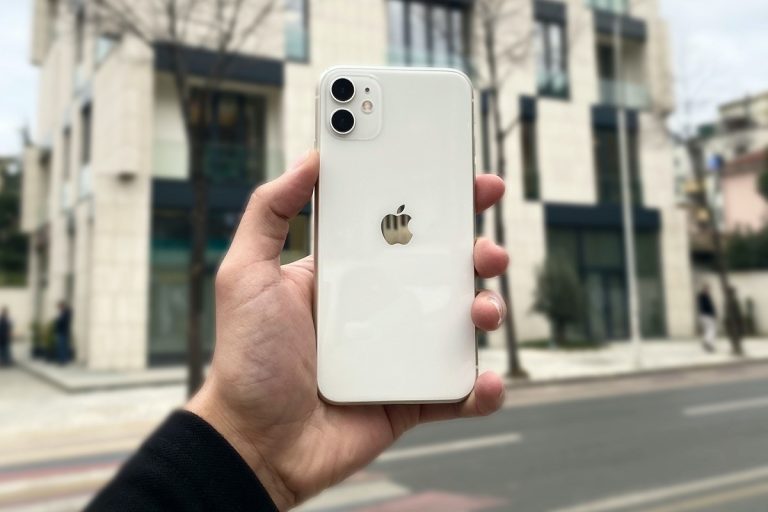 Apple: LIVE η παρουσίαση του iPhone 18 και του πρώτο αναδιπλούμενο iPhone