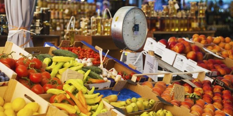 Οι λαϊκές αλλάζουν δρόμο και το Γαλάτσι… σηκώνεται στο πόδι