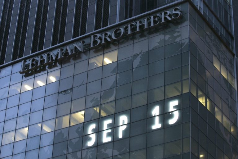 Σαν σήμερα 15 Σεπτεμβρίου: Η χρεοκοπία της Lehman Brothers, αρχή της μεγαλύτερης ύφεσης από την εποχή του Μεγάλου Κραχ