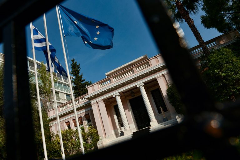 Ο αυτοχειριασμός είναι αγαπημένο κυβερνητικό σπορ!
