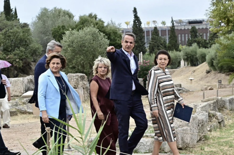 Ο Κυριάκος Μητσοτάκης εγκαινιάζει τον νέο Κεραμεικό: Ο αρχαιολογικός χώρος περνά στη σύγχρονη εποχή (Photos)