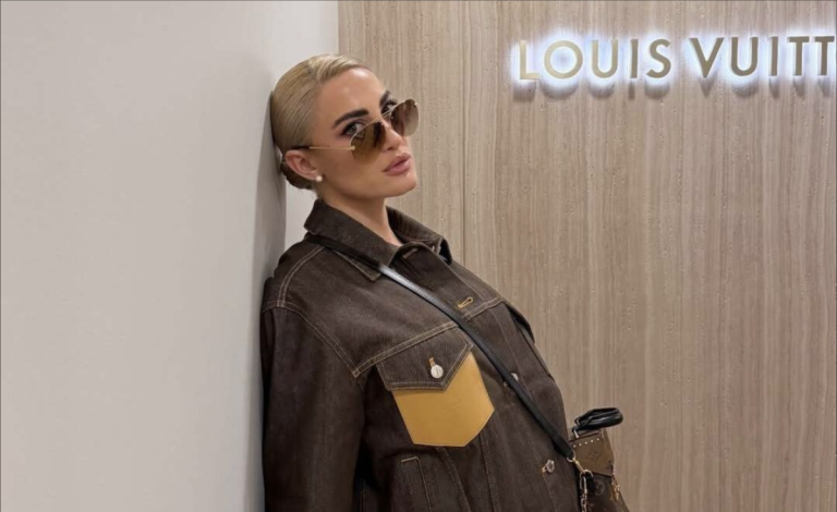 Η Ιωάννα Τούνη στο Παρίσι: Η Louis Vuitton την υποδέχτηκε ως VIP – Και το δωμάτιο των 4.100€ μιλάει από μόνο του (Video)