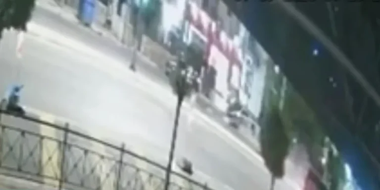 Πώς έγινε το σοκαριστικό τροχαίο στη Λεωφόρο Αλεξάνδρας – Νέες πληροφορίες (video)