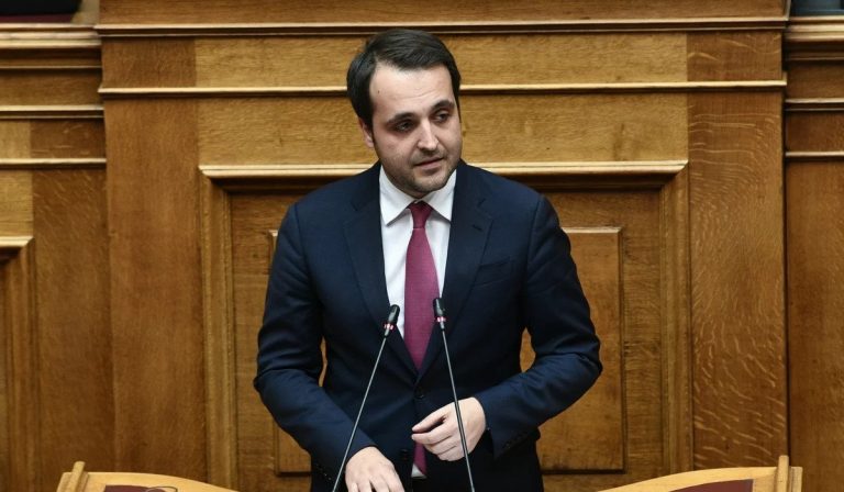 Χρήστος Δερμεντζόπουλος: «Οι κυβερνήσεις κρίνονται  πρώτα απ’ όλα από τη συνέπεια»