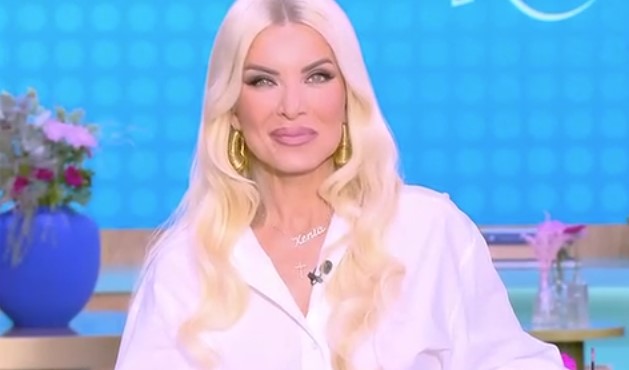 Κατερίνα Καινούργιου: Στη «μαύρη λίστα» δυο τραγουδιστές που της φέρνουν γκαντεμιά (Video)