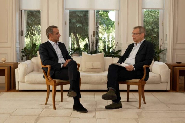 Μητσοτάκης στον «Νέο Κόσμο»: «Πολύ κοντά» η συμφωνία για τη διπλή φορολογία – Κάλεσμα επιστροφής στην Ομογένεια