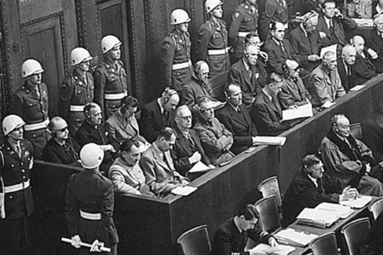Σαν σήμερα 1η Οκτωβρίου 1946: 12 Ναζί ηγέτες καταδικάζονται σε θάνατο στη δίκη της Νυρεμβέργης