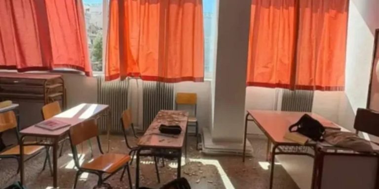Πάτρα: Κλειστό μέχρι νεωτέρας το 6ο ΓΕΛ μετά την πτώση τμήματος οροφής μέσα σε αίθουσα