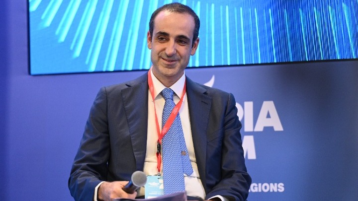 Δημητριάδης: «Όταν ανεβαίνουν τα άκρα, κάτι δεν έχει κάνει καλά το κέντρο» – Η Ευρώπη, οι νέοι και οι μεγάλες προκλήσεις